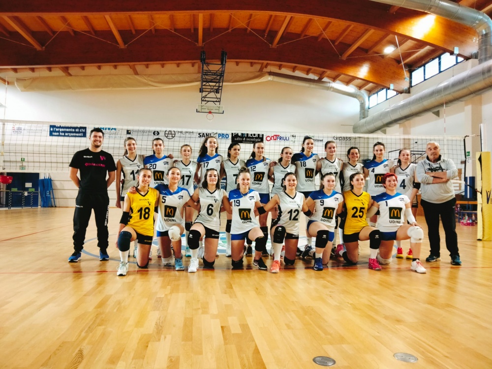 Villadies Farmacia Santa Maria con l'ASD Blu Team a fine gara