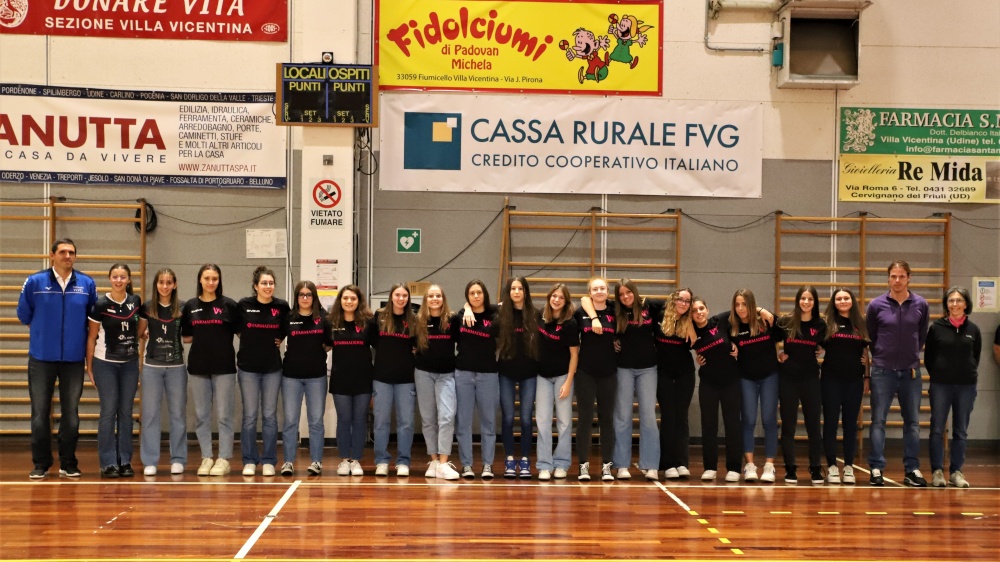 Under 16 e Seconda Divisione con i tecnici Fabio Sandri e Aljosa Orel e la dirigente Marilena Comar