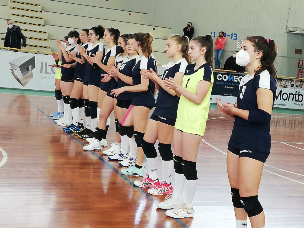 Villadies Ravel Power al saluto